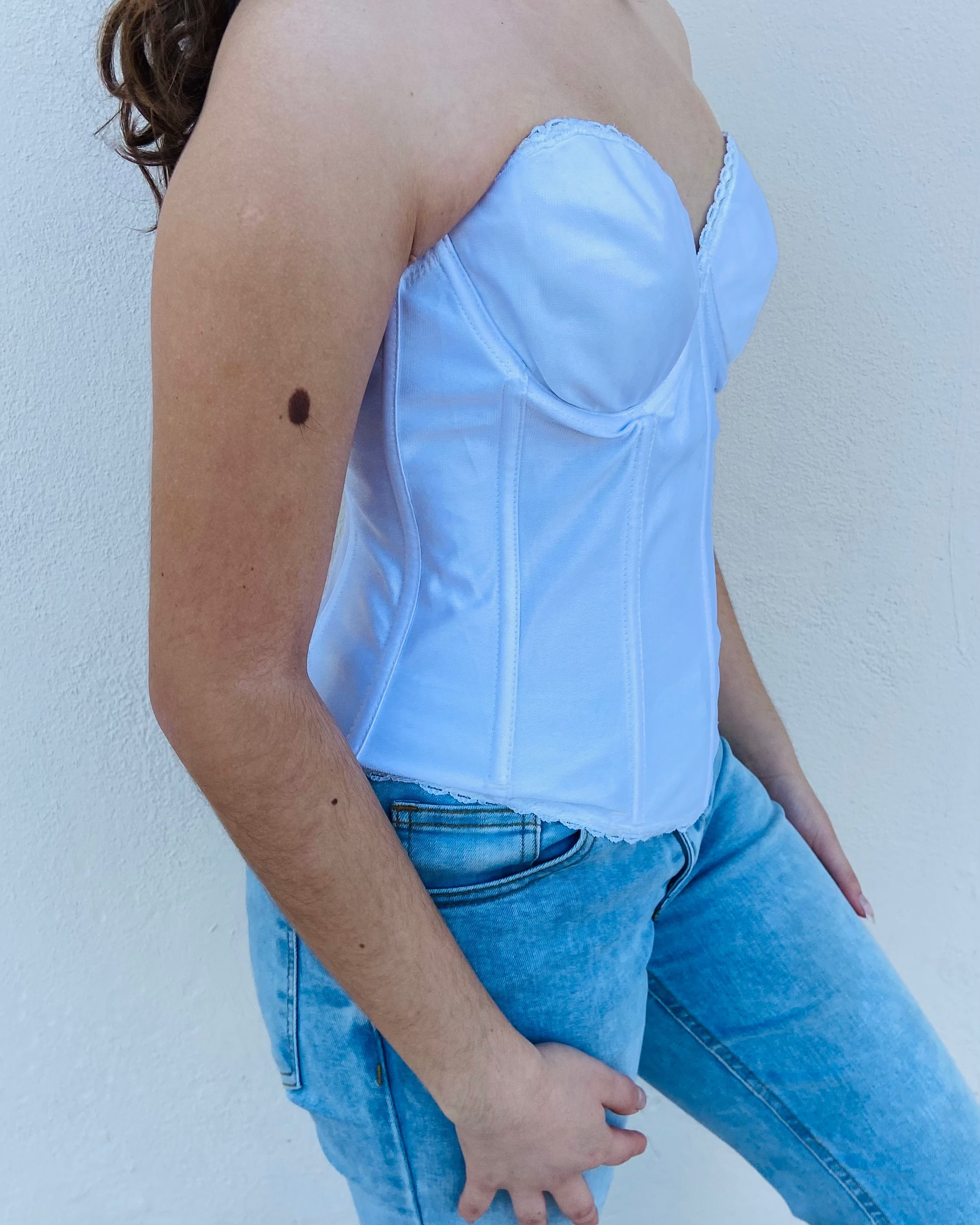 Corset blanco satinado